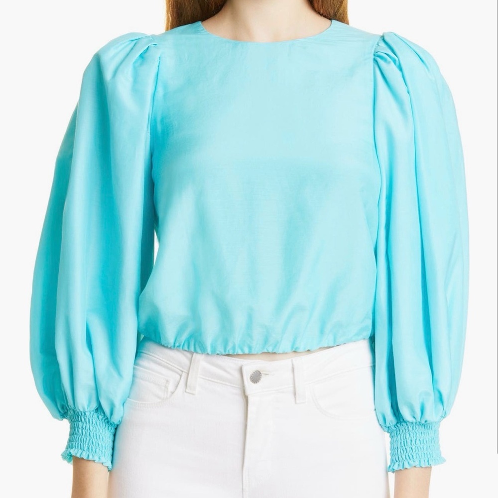 Alice + Olivia Shondra Puff Sleeve
Crop Top